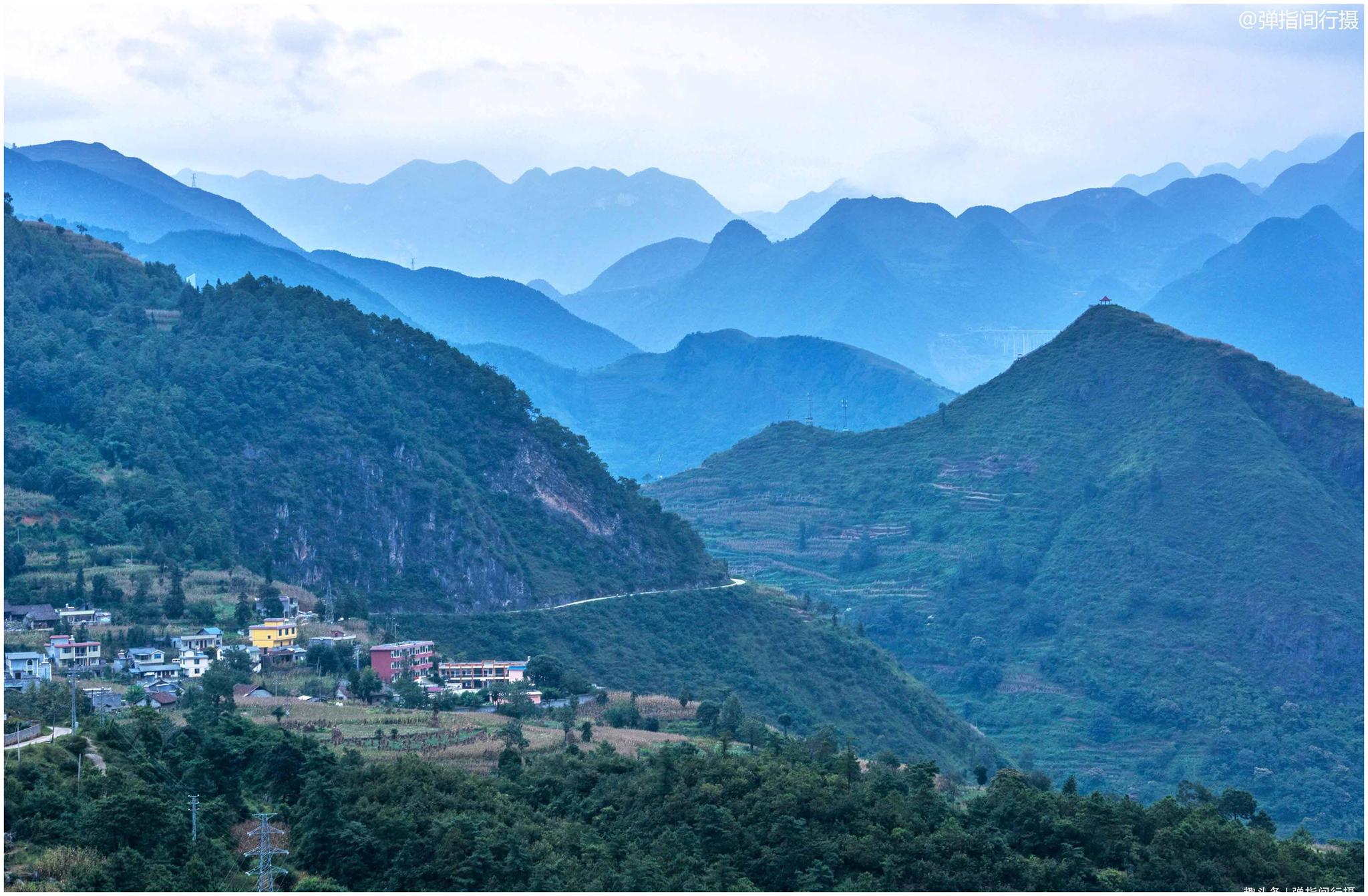 山峦叠嶂,气候宜人,号称"中国凉都"|贵州|六盘水|秘境_新浪新闻