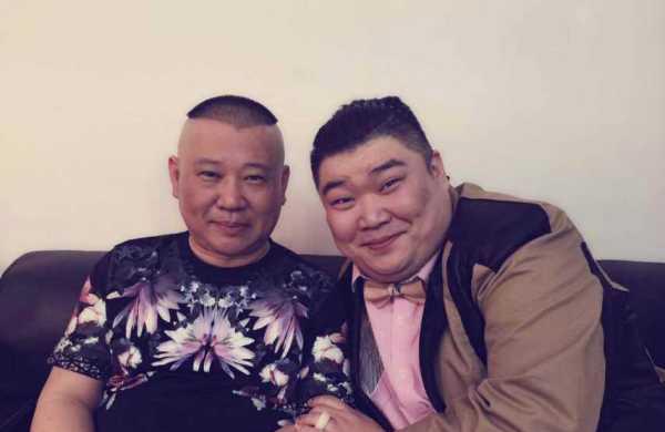 王鹤宇,本名王耀宗,当时粉丝叫他"小万人迷".