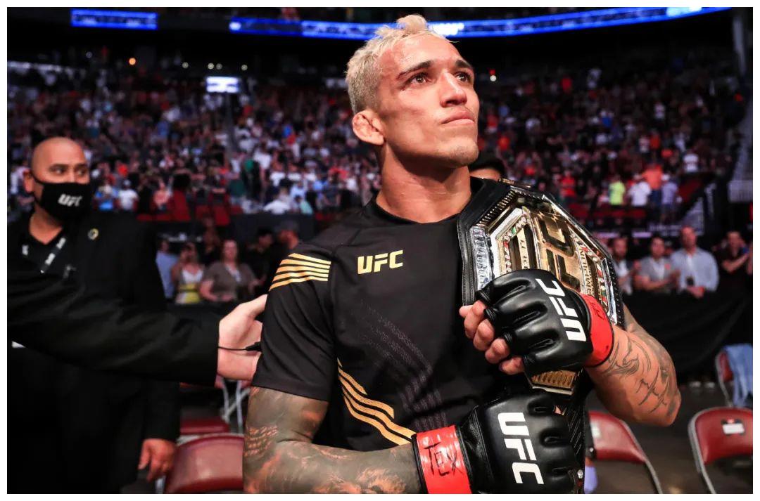 att名教普瓦里尔vs康纳三番战可能是史上最卖座的对决