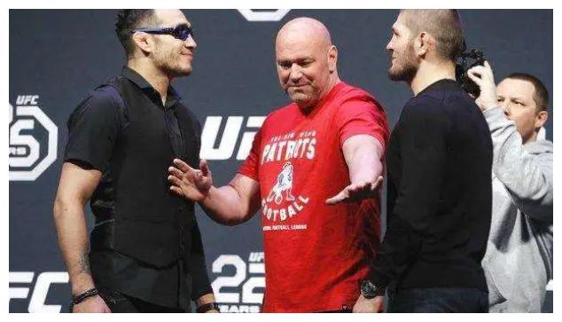 ufc发布会小鹰怒踢夜魔金腰带暴躁回应夜魔的嘲讽