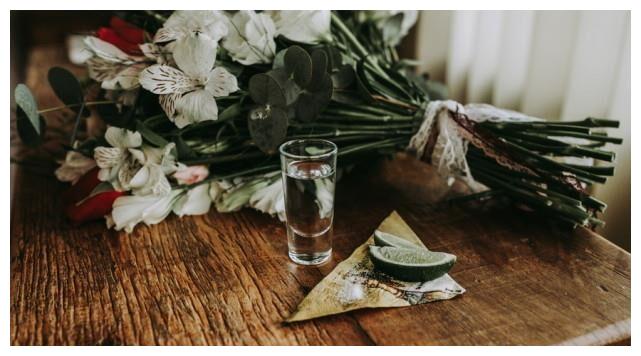 妻子烧了九年饭菜,一次生病求照顾被拒落泪,哭完选择和丈夫离婚休闲区蓝鸢梦想 - Www.slyday.coM 妻子烧了九年饭菜,一次生病求照顾被拒落泪,哭完选择和丈夫离婚休闲区蓝鸢梦想 - Www.slyday.coM