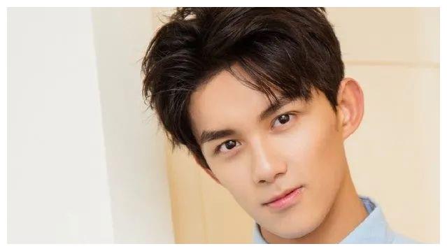 中国十大90后帅哥明星排名榜单揭晓!张艺兴名列榜首!