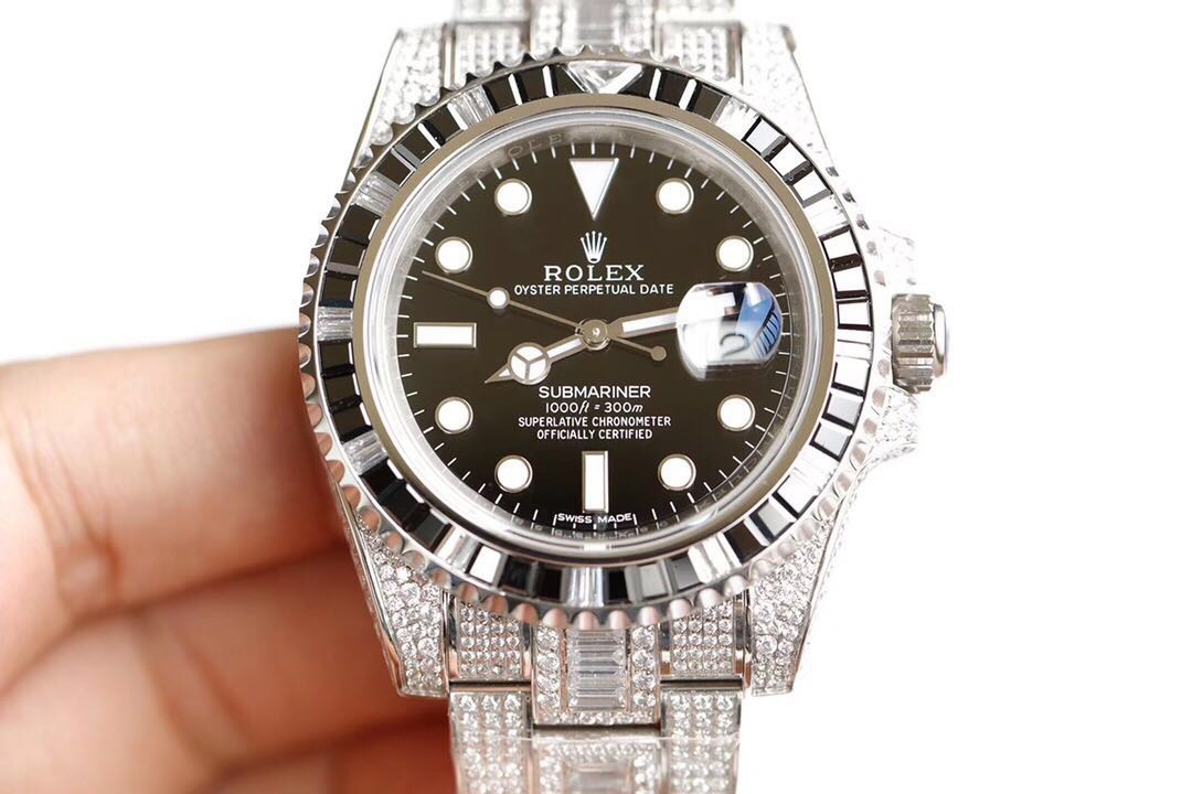 劳力士水鬼rolex奢华密满钻特别版,经典与奢华的融合