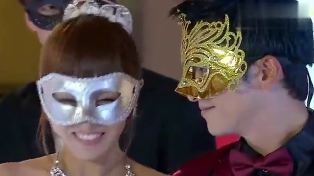 爱情睡醒了:姚丝丝不信小贝的舞伴是项天骐,王宇便打算上前试探