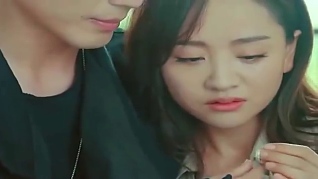 韩沉车咚白锦曦吻戏 撩了妹还不忘表白