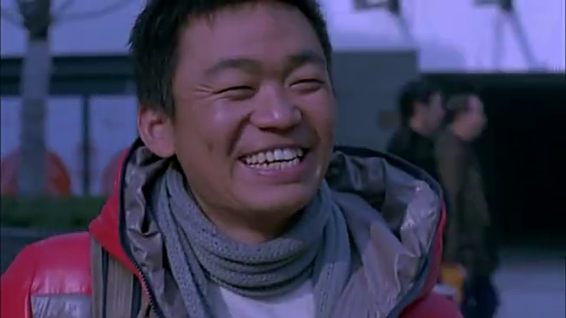 李成功不想让牛耿对这世界失望,最后派人给了他两万块钱