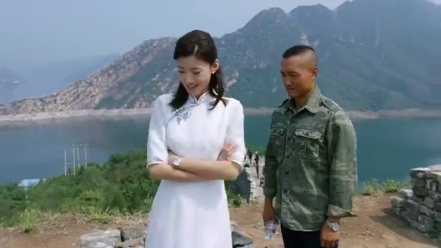 最美的乡村:杜总喜欢叶冰,结果被振兴捷足先登,给杜总气坏了