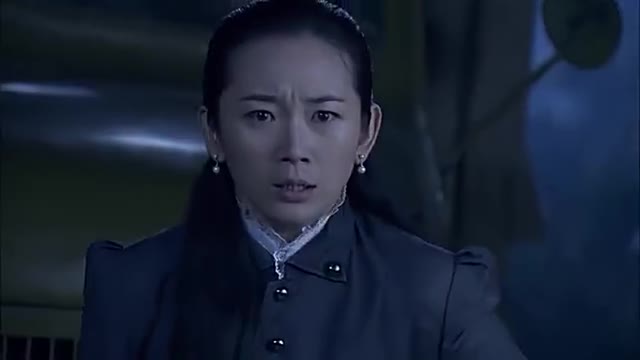 国军情报站站长叛变,曹莹被袭身负重伤,特战队遭日军埋伏包围