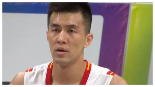 2节狂胜30分！郭艾伦助攻周琦暴扣，赵继伟狂飙三分，杨鸣笑了休闲区蓝鸢梦想 - Www.slyday.coM