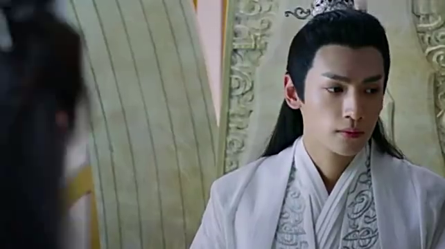 香蜜沉沉:月下仙人批评润玉不实在,为了衬托自己不把别人当回事