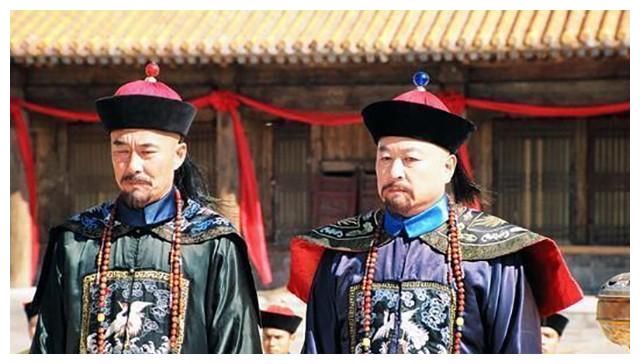 乾隆下旨抄了巡抚的家,当他拿到清单时,却发现自己面子丢大了休闲区蓝鸢梦想 - Www.slyday.coM 乾隆下旨抄了巡抚的家,当他拿到清单时,却发现自己面子丢大了休闲区蓝鸢梦想 - Www.slyday.coM