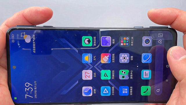 黑鲨4S系列正式官宣之后，黑鲨4系列开始降价让路，这意味着什么休闲区蓝鸢梦想 - Www.slyday.coM