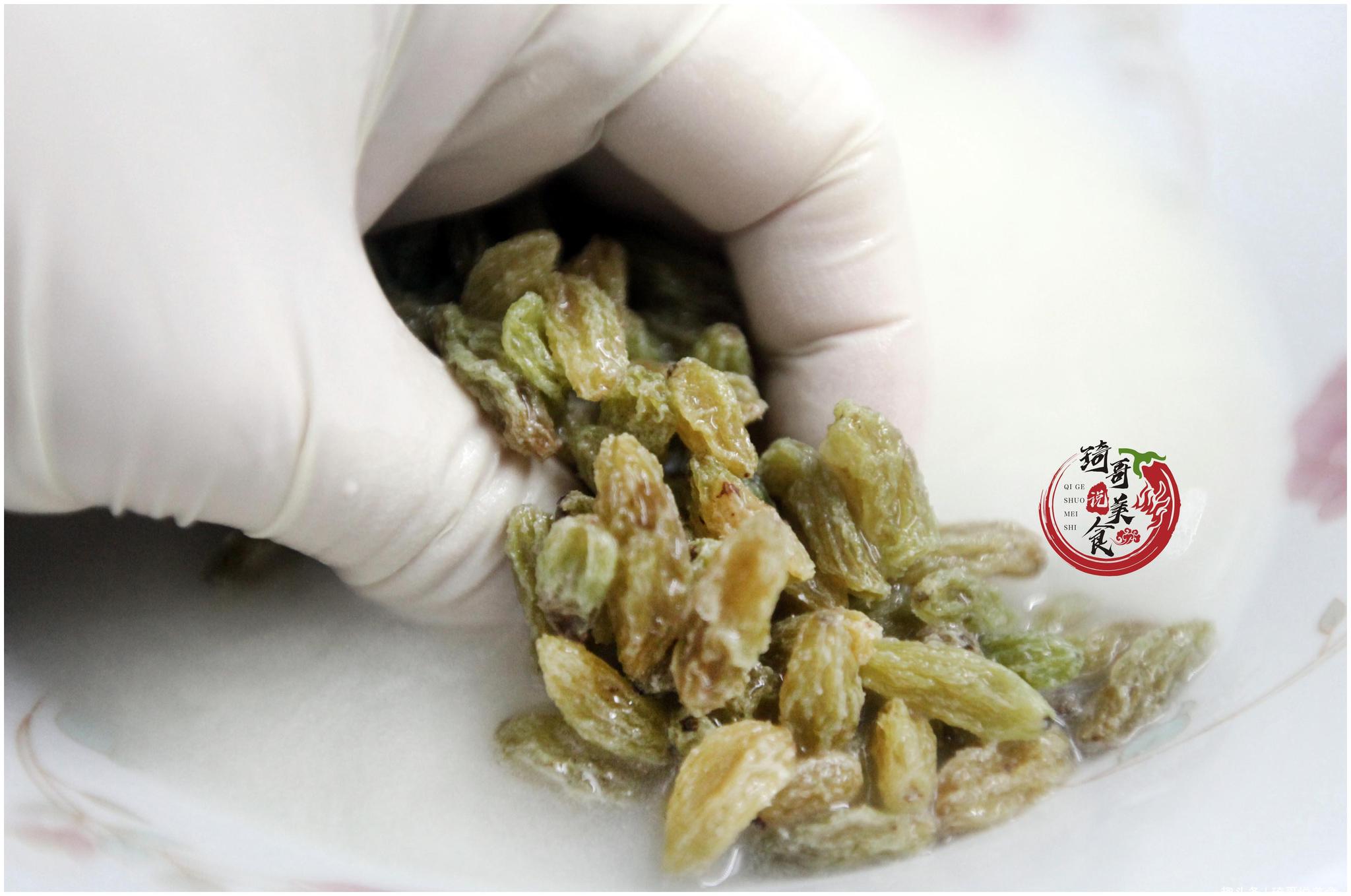 清水洗葡萄干等于吃虫卵?新疆朋友最清楚,教你1招吃着更放心