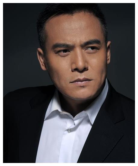 无心张永刚为圆他的演员梦母亲劳累致死父亲卖血挣钱