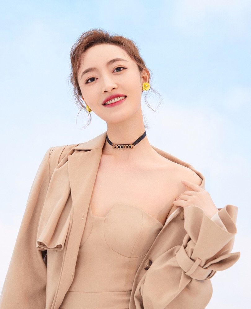 杨菲洋晒写真,青春动感,抓住夏日的这抹"洋"光