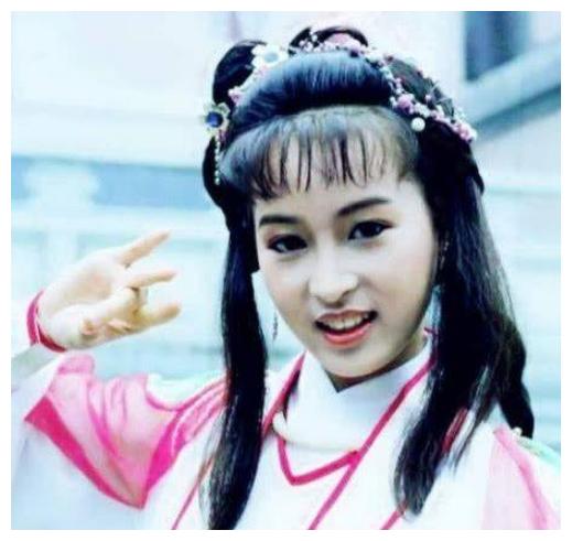 有很多演员都是因为这个角色才彻底走红的,例如贾静雯,刘玉璞的等等