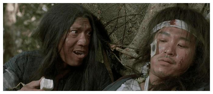 同是演乞丐周星驰用手抓饭刘德华睡大街杨颖是来搞笑的