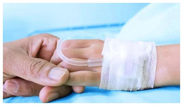 宝宝输液为何针头要扎在头上?原因医生不会细说,但家长要知道