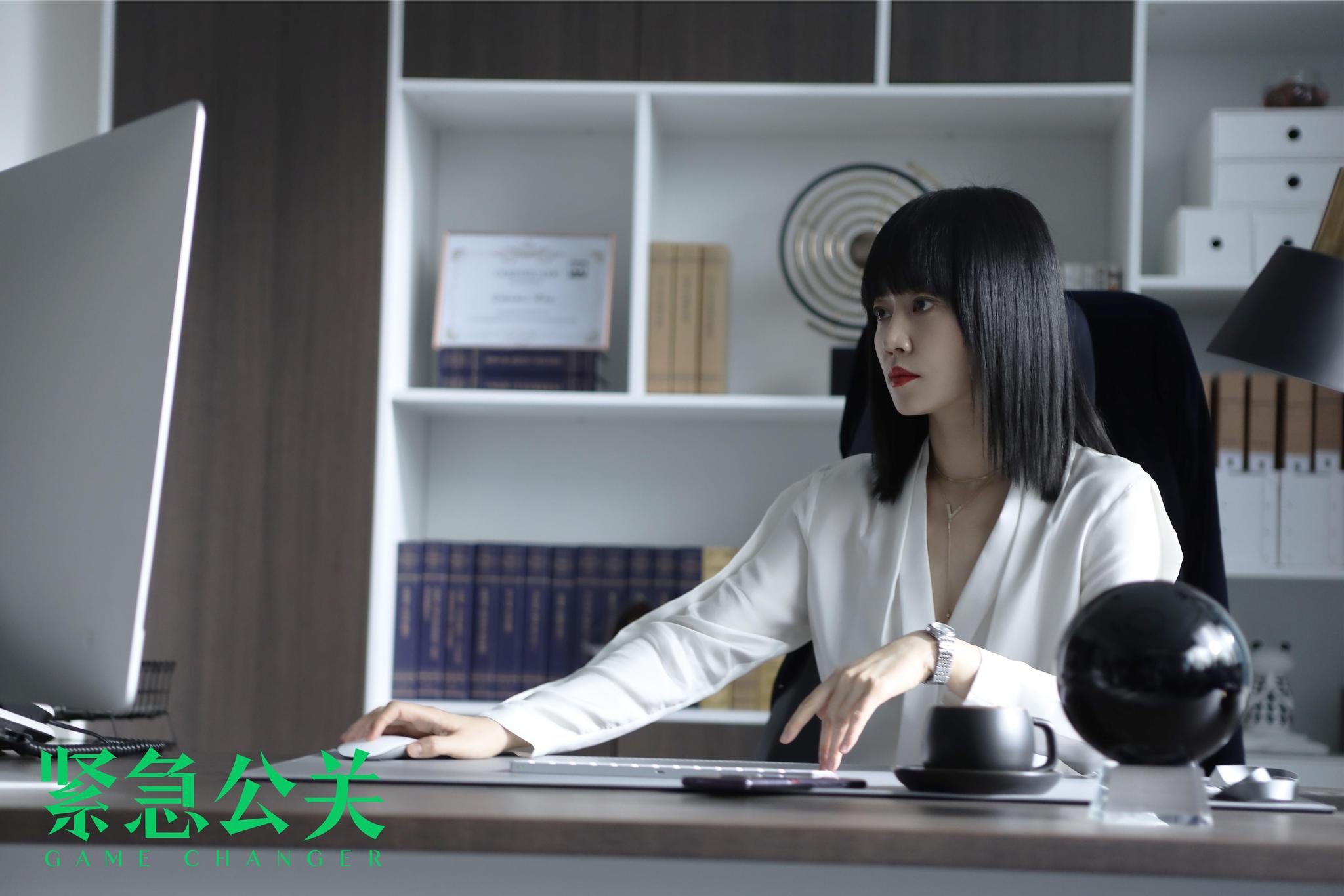 紧急公关开播黄晓明逐鹿公关引发社会话题讨论热潮