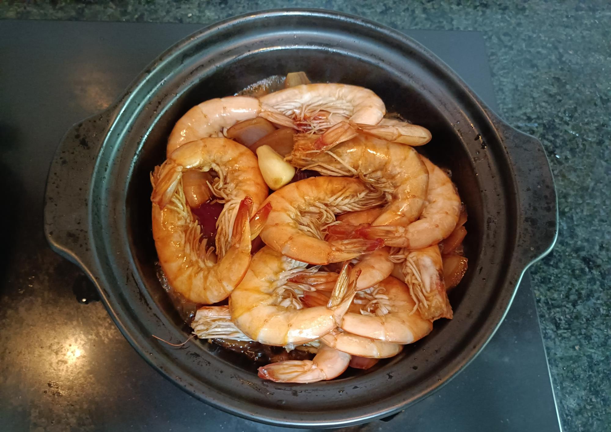 油焗大虾,虾肉q弹有嚼劲,鲜嫩又美味