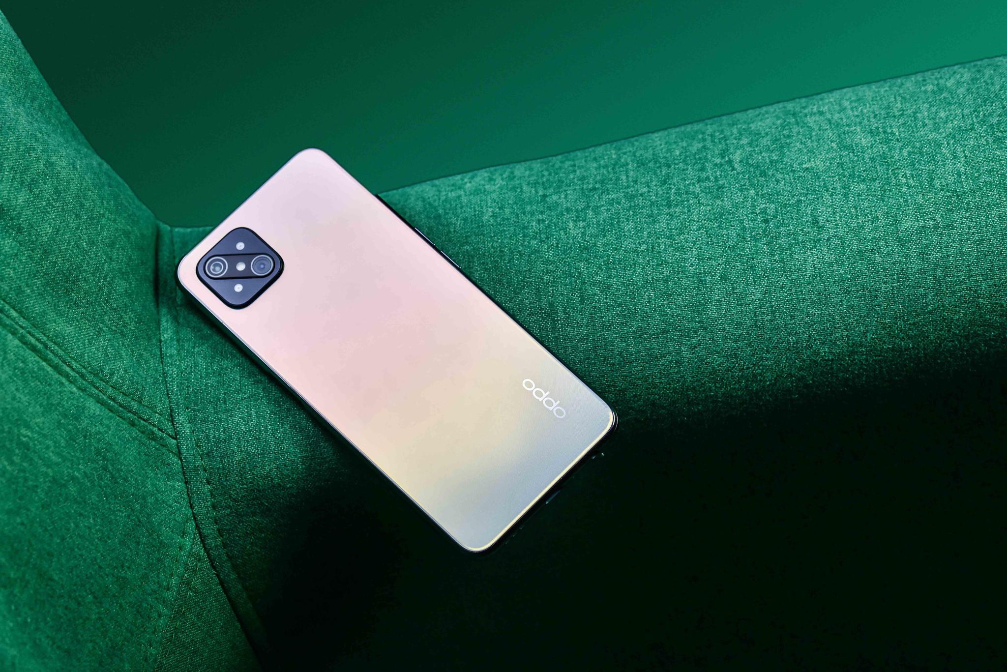 超薄机身 120hz超感高刷屏,前后6摄傍身,oppo a92s真机图赏