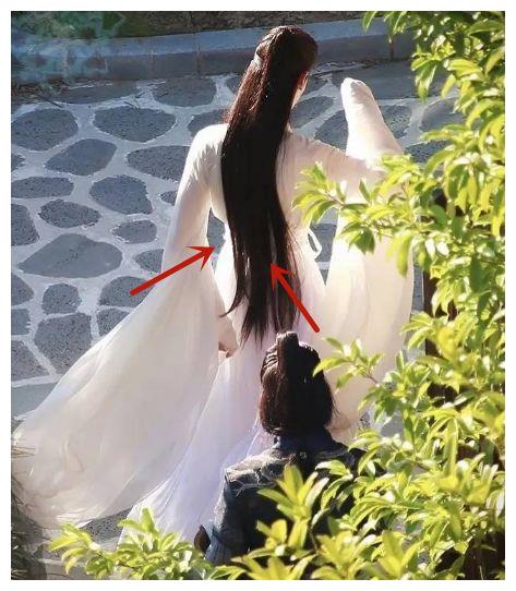 罗云熙的腰有多细穿裤子还需要别夹子女生看到都酸了