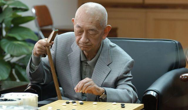 称霸日本棋坛的棋圣,击败日本所有超一流棋手,却是一个中国人