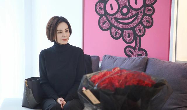 怦然再心动王琳约会画风像客户考察陈越带蔡卓宜开会变霸总