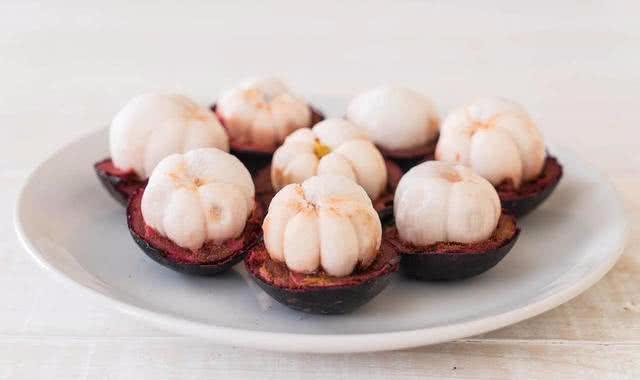 挑选山竹时,学会下面3点,一挑一个准,核小肉多,不花冤枉钱