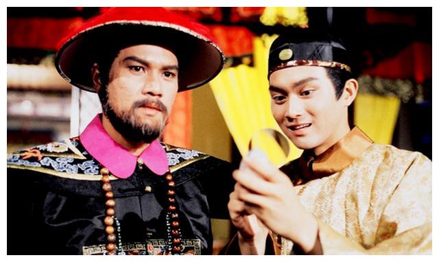 同样是演鳌拜姚长安霸道林嘉华帅气他却演出了表情包