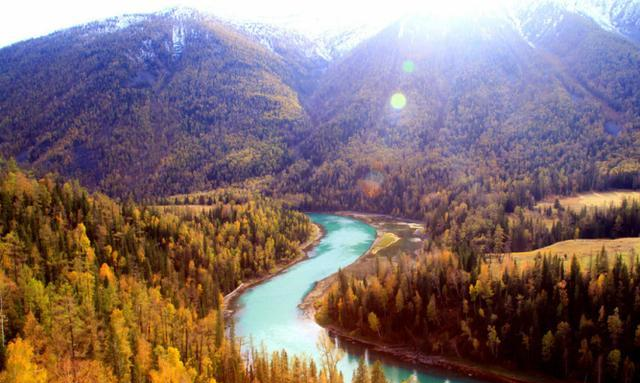 新疆的神奇景观,盐湖“开花”,一个去过就忘不了的地方休闲区蓝鸢梦想 - Www.slyday.coM 新疆的神奇景观,盐湖“开花”,一个去过就忘不了的地方休闲区蓝鸢梦想 - Www.slyday.coM