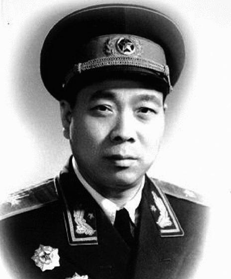 最年轻的开国少将,12岁参加红军,却不幸死于一场车祸