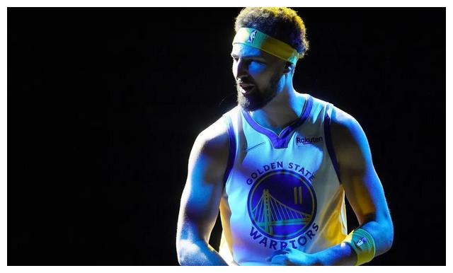 勇士VS太阳,得分与传球谁是最高真理?库里与保罗的冰与火之歌休闲区蓝鸢梦想 - Www.slyday.coM 勇士VS太阳,得分与传球谁是最高真理?库里与保罗的冰与火之歌休闲区蓝鸢梦想 - Www.slyday.coM