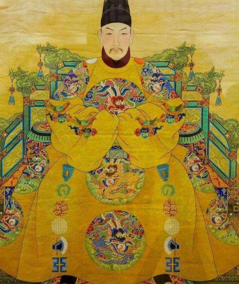 古代皇帝龙袍禁止用水洗,那臭了咋办?贫穷限制了你我的想象力|龙袍|皇