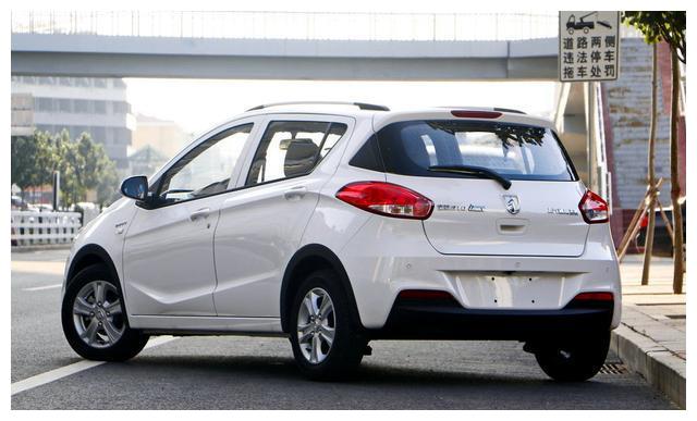 两厢车才是代步神器,3万起步的买菜车了解一下