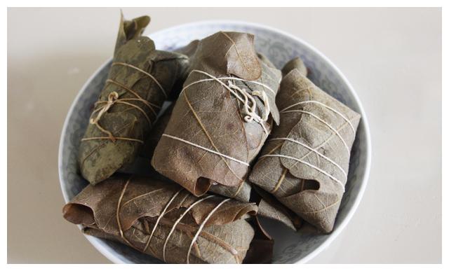 河南鲁山用这种树叶包粽子,清香又好吃,还给它起了个特别的名字