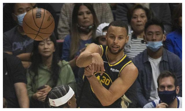 勇士VS太阳,得分与传球谁是最高真理?库里与保罗的冰与火之歌休闲区蓝鸢梦想 - Www.slyday.coM 勇士VS太阳,得分与传球谁是最高真理?库里与保罗的冰与火之歌休闲区蓝鸢梦想 - Www.slyday.coM