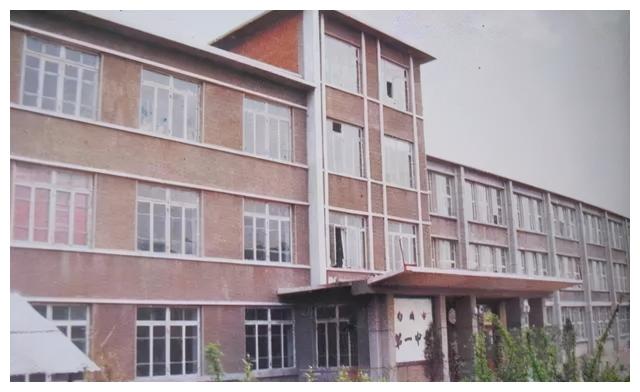 老照片昔日的吉林白城带你重温这里的旧时光