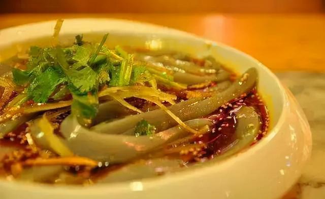 舌尖上的美食丨安顺荞凉粉