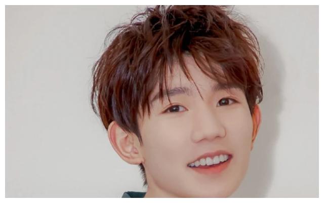 拥有"星星眼"的4位男星,张新成王俊凯上榜,有你喜欢的爱豆吗