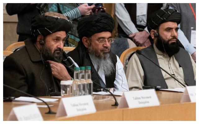 不明武装发起攻击，喀布尔机场爆发战火，拜登最担心的事发生了休闲区蓝鸢梦想 - Www.slyday.coM