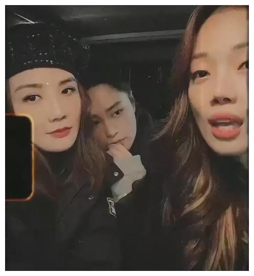 太养眼了吧?英皇的女明星,怎么个个都是逆生长?休闲区蓝鸢梦想 - Www.slyday.coM 太养眼了吧?英皇的女明星,怎么个个都是逆生长?休闲区蓝鸢梦想 - Www.slyday.coM