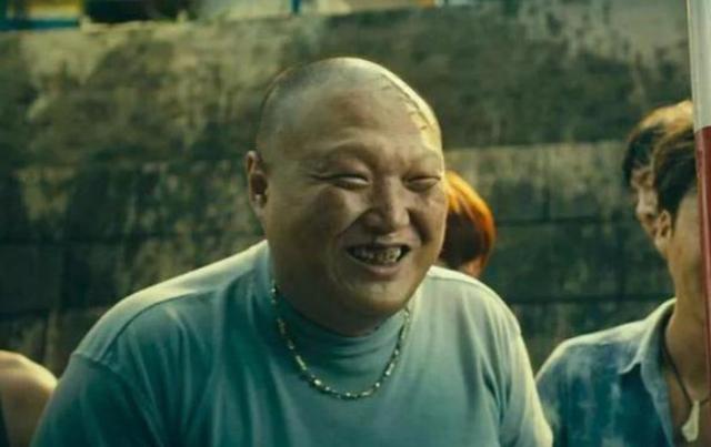 《夏洛特烦恼》的丑角陈凯,稍微去掉混混妆,颜值帅过岳云鹏