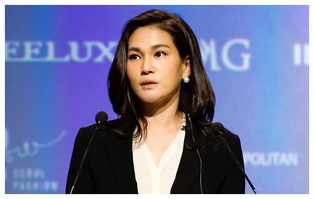 她是三星会长最低调女儿,掌管集团时尚领域,留短发穿风衣气场强__财经
