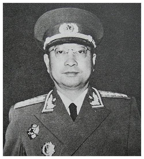 陈赓腿伤严重，差点被截肢，苦苦哀求之下才保住了左腿休闲区蓝鸢梦想 - Www.slyday.coM