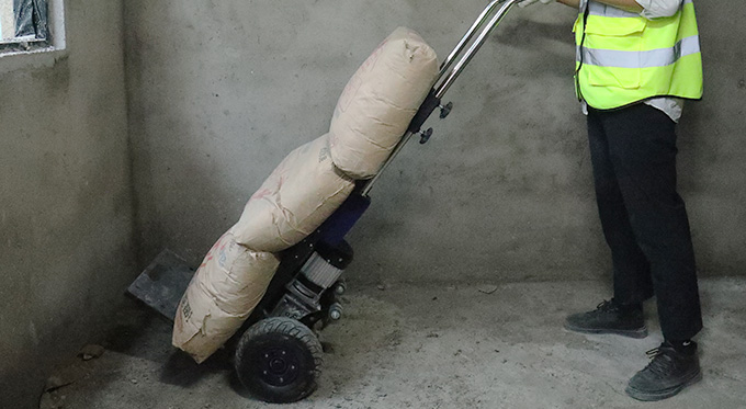 拉水泥搬沙子建筑款爬楼机超过400斤的大载重