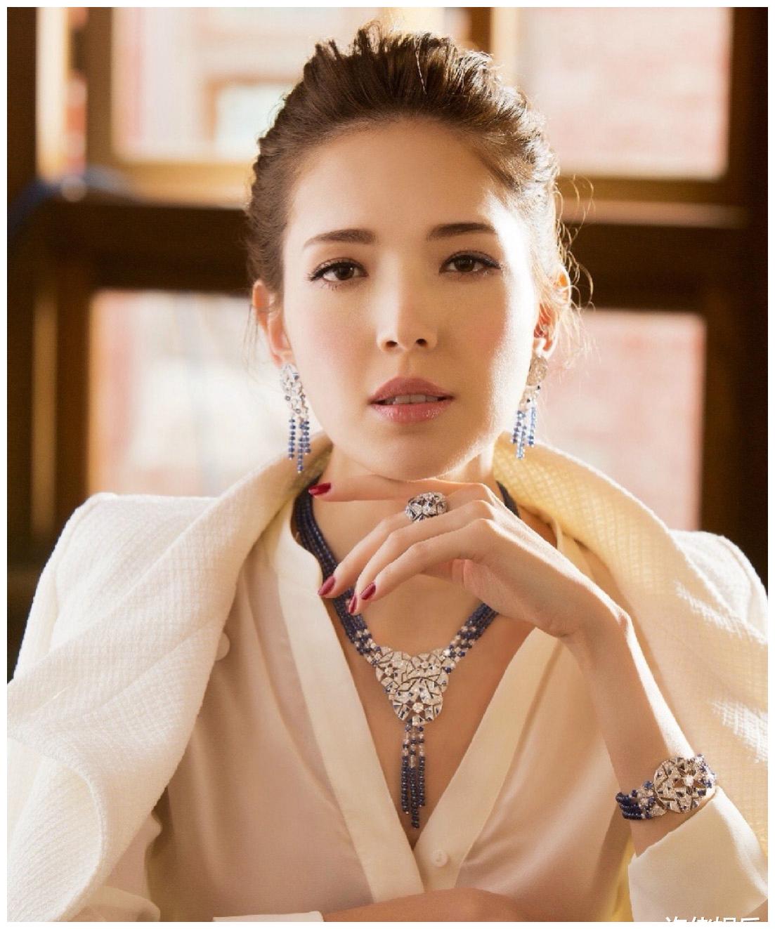 港台出美女这些80后女星个个天生丽质实力与美貌并存