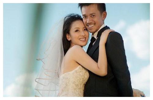 在外人看来很恩爱,实际上已悄悄离婚的5对明星,最后一对很可惜