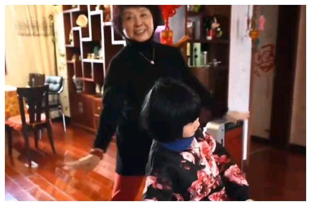 60岁老人奇迹怀孕，不顾家人反对产下双胞胎，背后的真相令人唏嘘休闲区蓝鸢梦想 - Www.slyday.coM