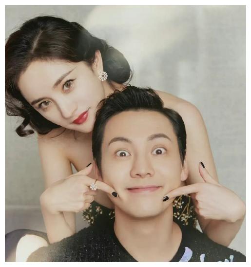 杨幂陈伟霆拍情侣照陈伟霆全程绅士手网友怕女友何穗生气